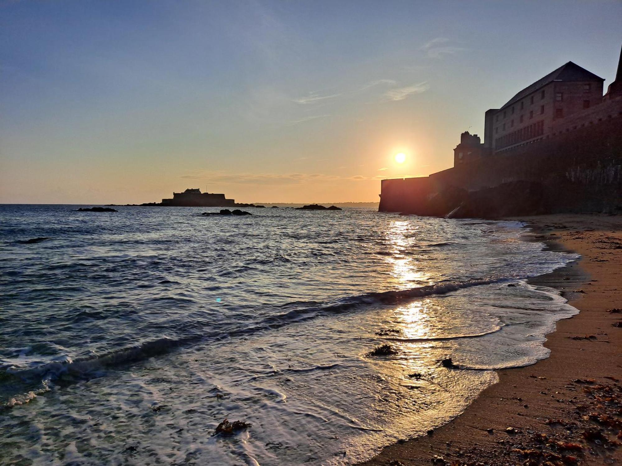 Appartement Au Coeur D'Intra Muros Saint-Malo Zewnętrze zdjęcie